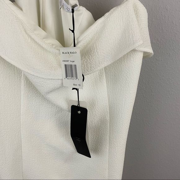 Black Halo • Faith Ruffle Dress - Picture 6 of 9